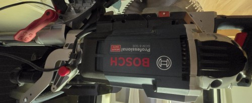 보쉬 슬라이딩 각도 절단기 GCM 8 SDE